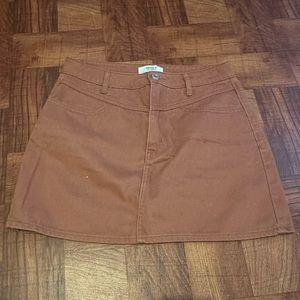OUT ON THE TOWN SKIRT-RUST